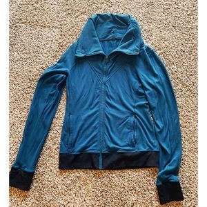 Lululemon hooded neck jacket size 10